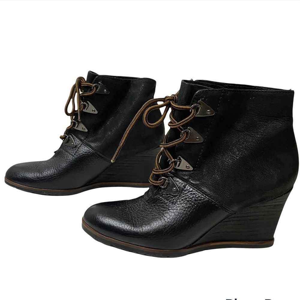 Franco Sarto Artisan Collection “A-Derby” Wedge heeled lace up boots Leather-6.5